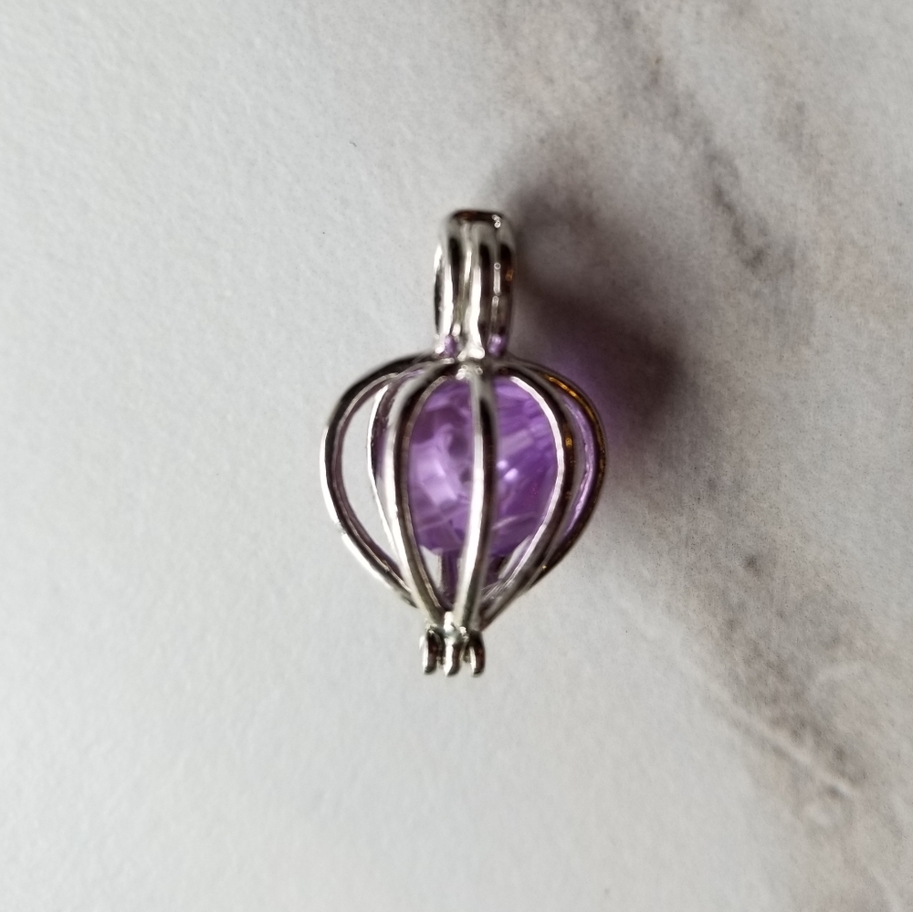 Locket for gemstone pendant